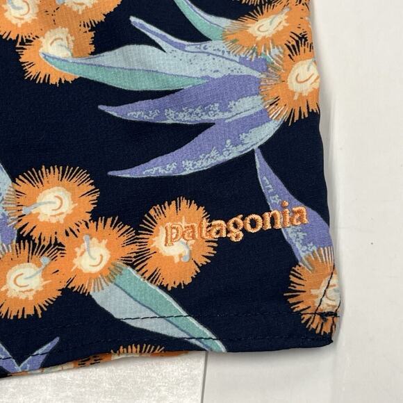 Patagonia Women's Stretch Planing Boardshorts 8” Inseam Tropical Floral 40+ UPF - Picture 5 of 12
